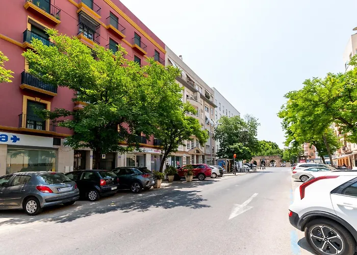 Amador Familiar Centro Parking Amador De Rios Sevilla